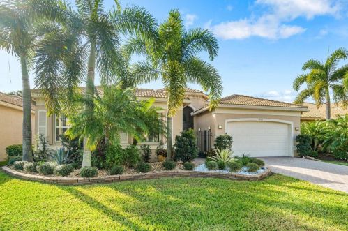 9953 Bluefield Dr, Boynton Beach, FL 33473-4971