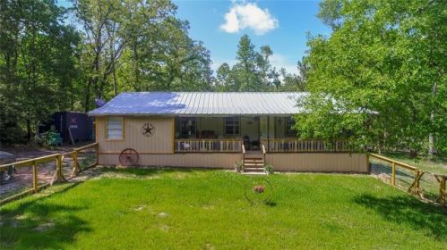 221 Austin Rd, Chita, TX 75862-8106