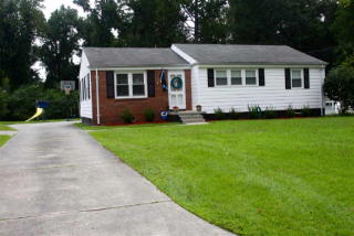 304 Seminole Trl, Jacksonville, NC 28540-3716