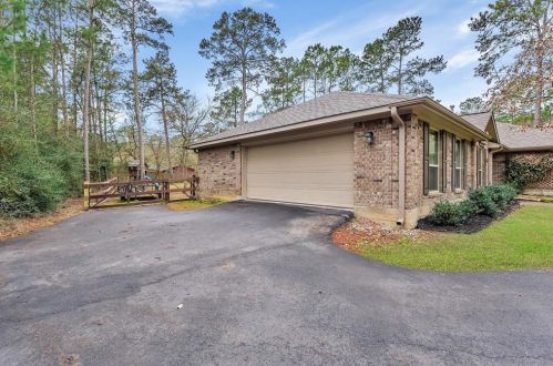 22203 Lantana Dr, Magnolia, TX 77355-6232