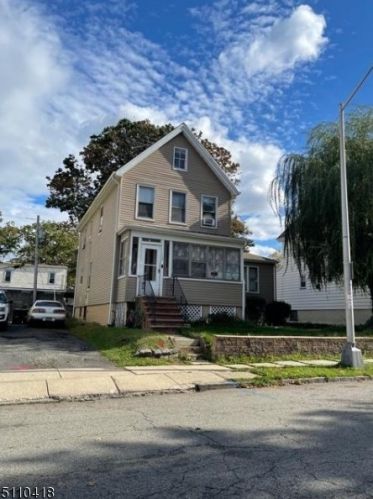 132 Eppirt St, East Orange, NJ 07018-2409