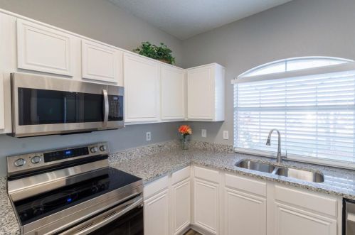 1301 Marken Ct, Carrollton TX  75007-1105 exterior