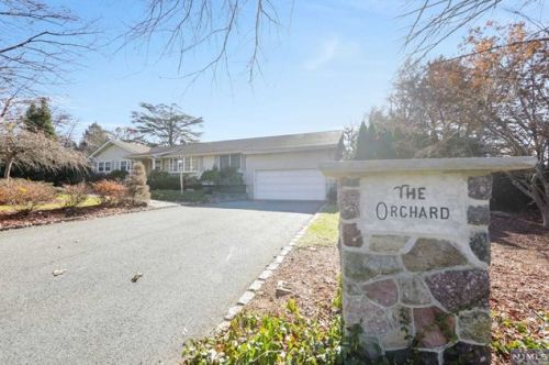 1 Prince Rd, Parsippany NJ  07054-4822 exterior
