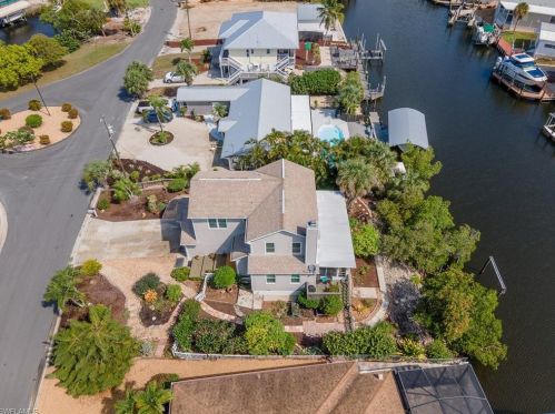 17841 Rebecca Ave, Fort Myers Beach FL  33931-3002 exterior