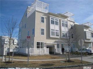 6214 Ocean Ave, Far Rockaway NY  11692-2307 exterior