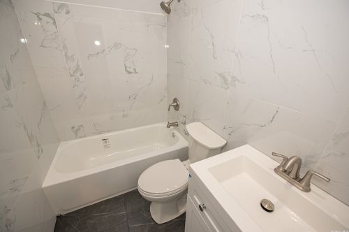 46 Luyster St, Huntington Station NY 11746-4421 exterior