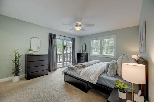 905 Hadley St, Milwaukee WI 53212-2611 exterior