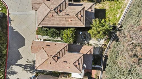 27943 Crown Court Cir, Santa Clarita CA  91354-1416 exterior