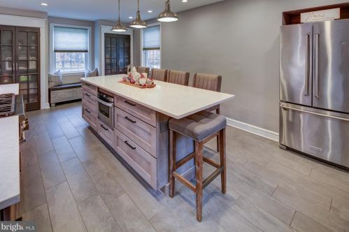 2012 Silverside Rd, Wilmington, DE 19810-4350