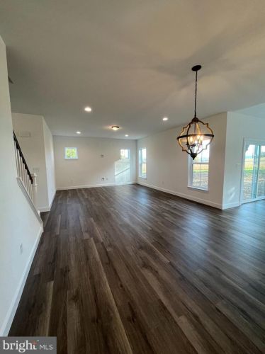 9518 Newtown Rd, Breinigsville PA  18031-1800 exterior