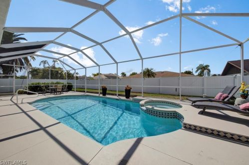 3836 7th Ave, Cape Coral, FL 33914-5325