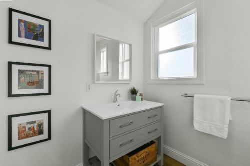 733 59th St, Oakland CA 94609-1417 exterior