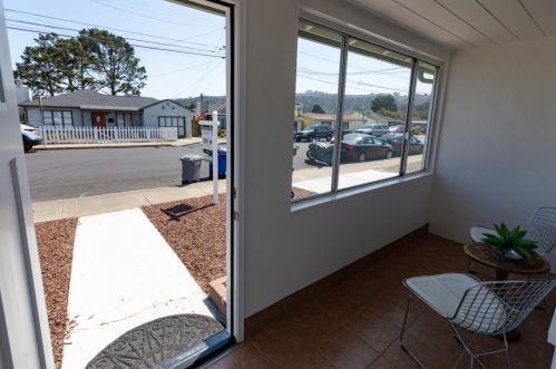 88 Duval Dr, South San Francisco, CA 94080-1154