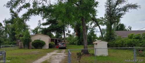 9721 Creek St, Youngstown, FL 32466-2778