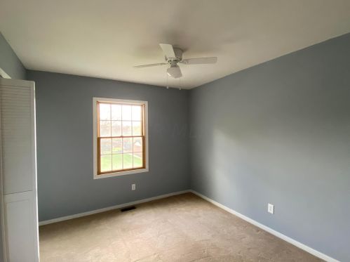 15 Dogwood Ter, Mount Vernon OH  43050-1413 exterior