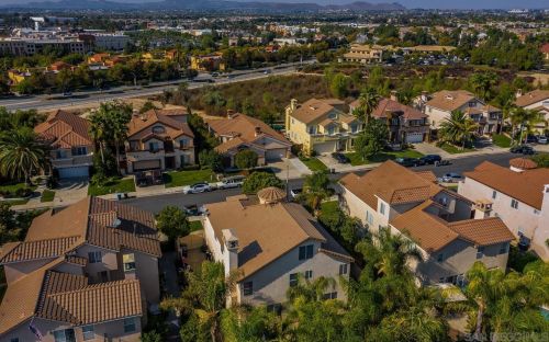 29487 Georgetown Ln, Temecula CA  92591-2803 exterior