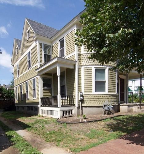 56 Mulberry St, Springfield MA  01105-1406 exterior