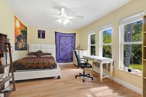 3943 4th Ave, Boca Raton FL  33431-5718 exterior