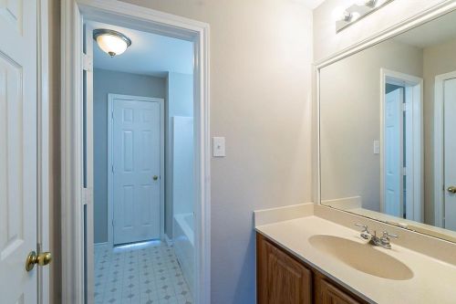 3500 Mustang Dr, Denton TX  76210-0344 exterior