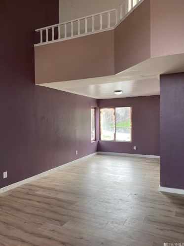 1702 Peachwillow St, West Pittsburg, CA 94565-7300
