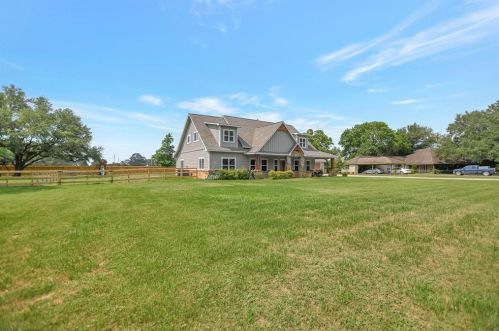 18919 Lake Front Dr, Tomball, TX 77377-3502