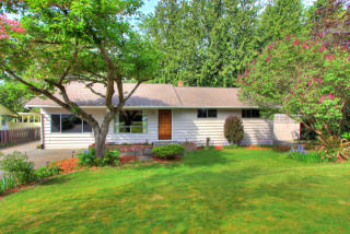 5501 Firwood Dr, Lynnwood, WA 98036-6116