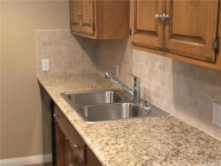 951 4th Ave, Upland CA  91786-3940 exterior