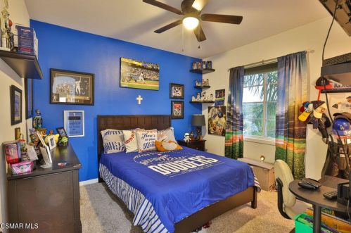5391 Evening Sky Dr, Simi Valley CA  93063-5744 exterior