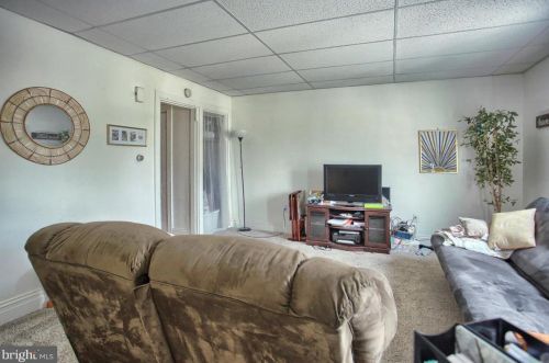 529 West St, Carlisle PA  17013-2838 exterior