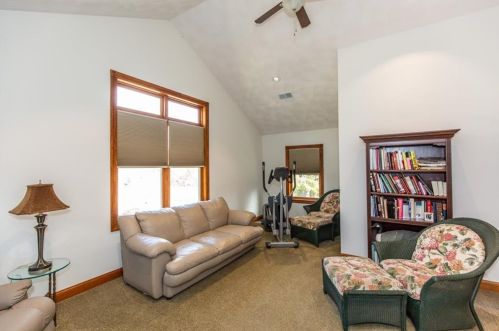 95 Acres Of Pne Rd, Coventry RI 02816-8949 exterior