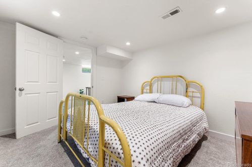 3325 Irving St, Denver CO 80211-1934 exterior