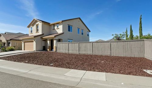 5031 Birch Valley Way, Rancho Cordova CA  95742 exterior