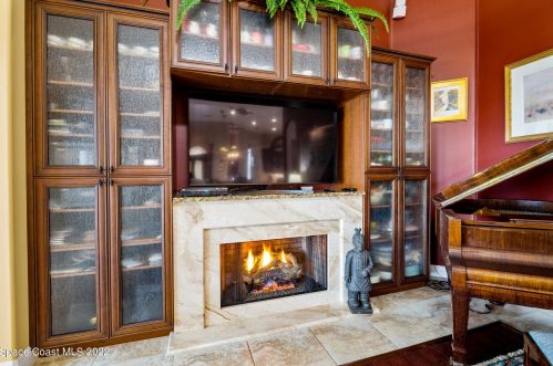 3618 Indian Riv Dr, Cocoa FL 32926-8705 exterior