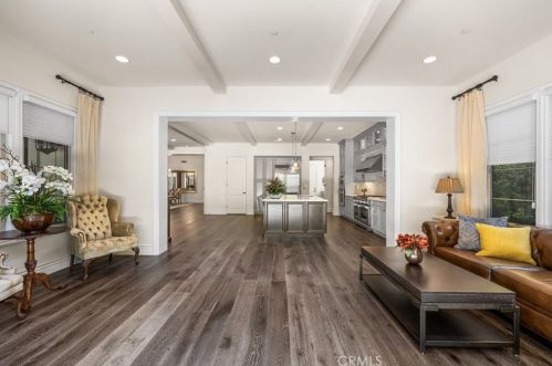 22 Shadybend, Irvine CA  92602-0844 exterior