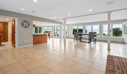 2713 Burries Rd, Chenequa WI  53029-9352 exterior