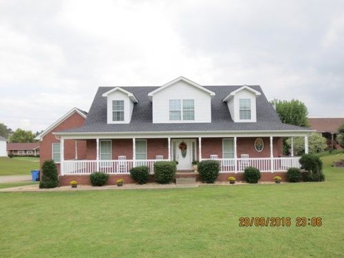208 Shangri La Pl, Glasgow KY  42141-3351 exterior