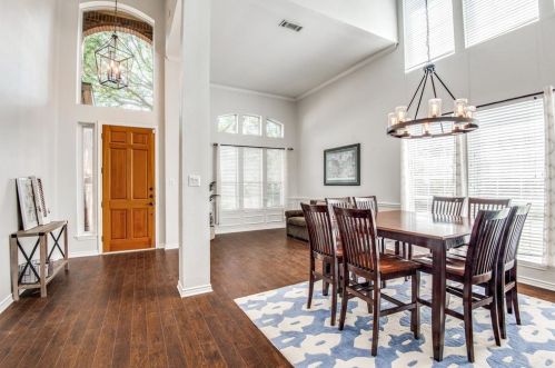 2104 Stevenson Ln, Lewisville TX  75028-3739 exterior