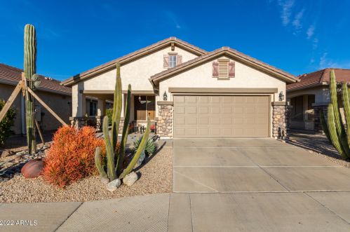 660 Twin Peaks Pkwy, San Tan Valley AZ  85143-5830 exterior