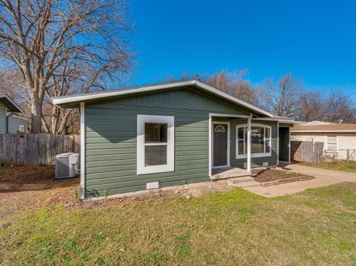 1230 Brazos St, Weatherford, TX 76086-5519