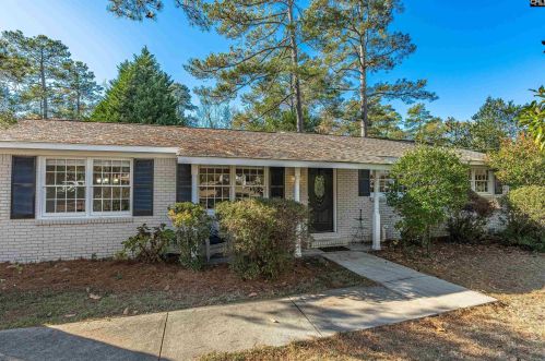 120 Robin Rd, Lexington, SC 29073-9105
