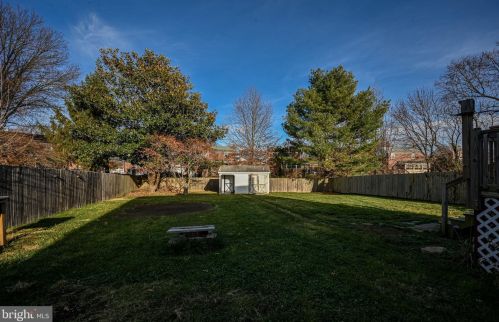 20 Alvil Rd, Wilmington DE  19805-2030 exterior