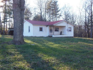 112 Hardwick Ln, Lowgap, NC 27024-7172