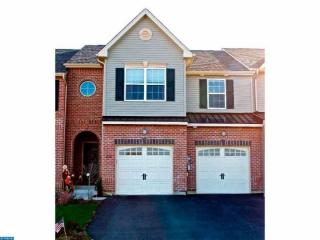 678 Mulberry Dr, Nazareth, PA 18064-8681