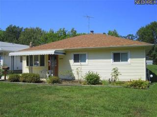 34291 Beach Park Ave, Willoughby, OH 44095-2431