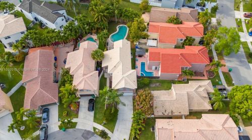 17396 21 St, Hollywood FL 33024-3215 exterior