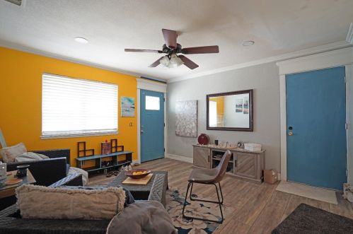 407 Mingo Way, Lathrop CA  95330-9533 exterior