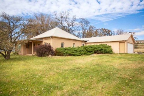 407 H St, Indianola, NE 69034-3450