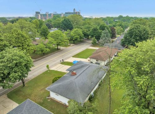 1123 Morris Ave, Green Bay, WI 54304-4117