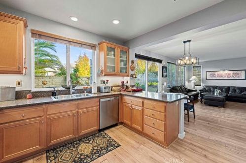 27122 Brown Oaks Way, Santa Clarita CA  91387-3894 exterior