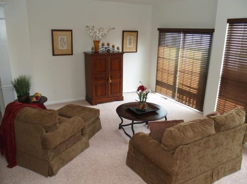 8526 Putnam Ct, Breinigsville, PA 18031-1580